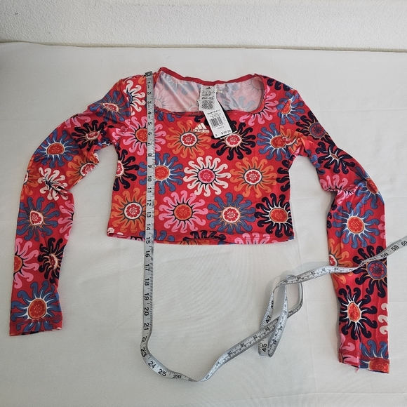 Adidas x FARM Rio Long Sleeve Crop Top S Red Pink Floral NWT Activewear - Picture 11 of 12
